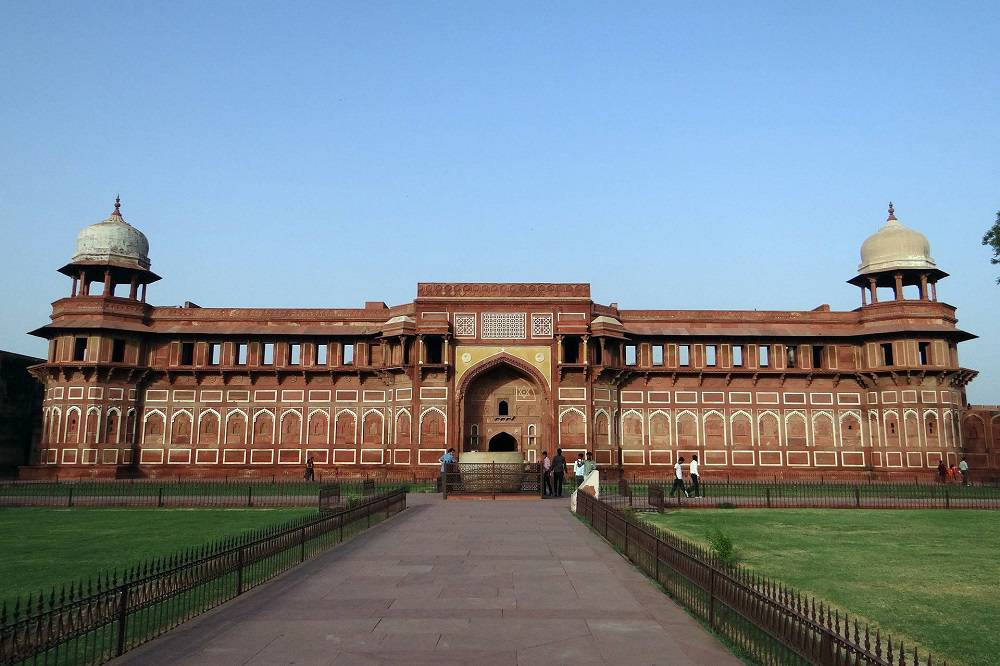 Agra Fort History Timings Location Heritage And Entry Fee