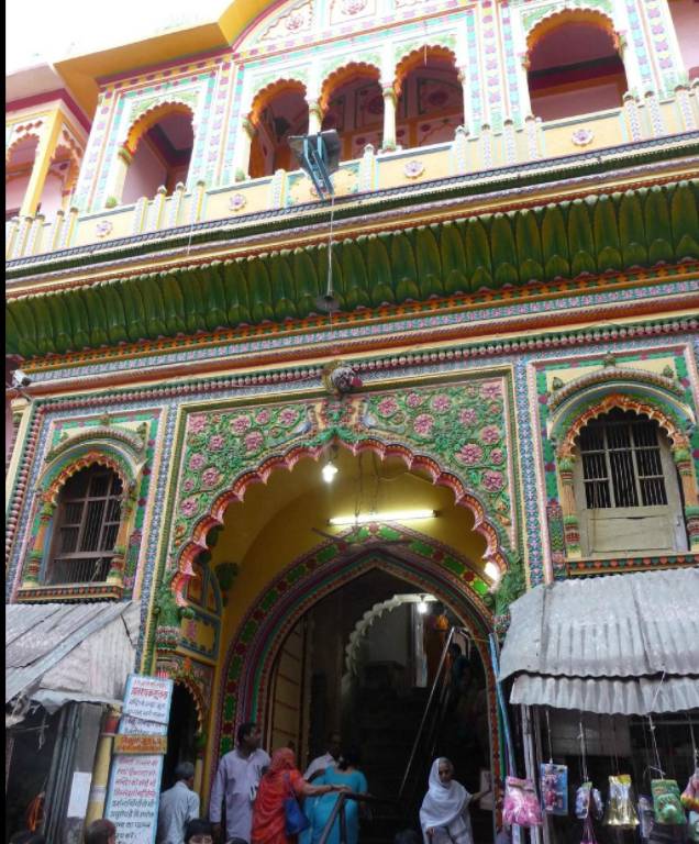 Dwarkadhish Temple Mathura, Timings, Importance & Facts