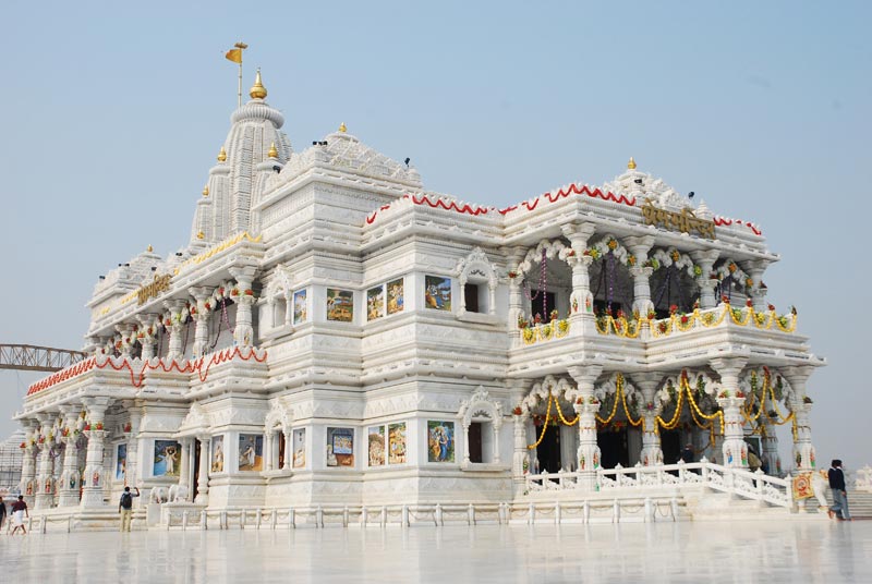 tourist facilitation centre vrindavan to prem mandir distance