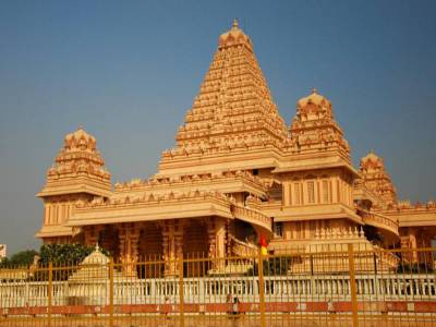 Travel Guide Chhatarpur Temple Delhi