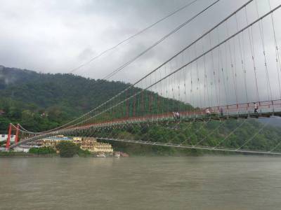 Travel Guide Lakshman or laxman Jhula Rishikesh Dehradun Uttarakhand