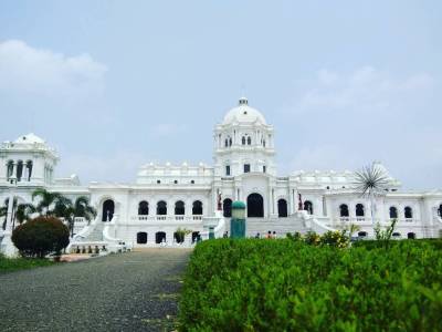 Travel Guide Ujjayanta Palace Agartala Tripura