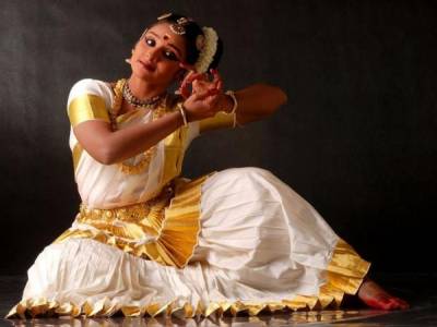 Mohiniyattam Kerala India