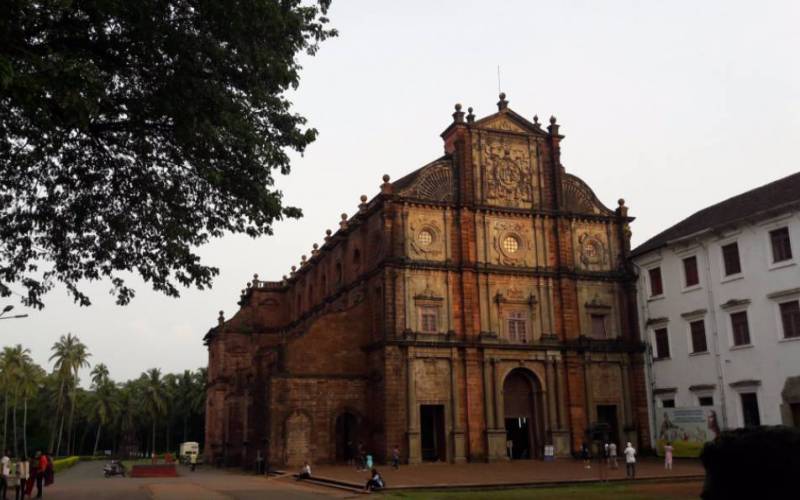 Basilica of Bom Jesus Goa, Timings, History & Architecture