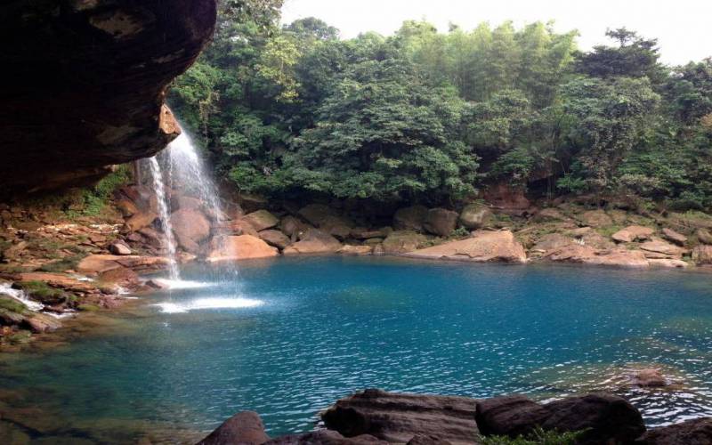 Krang Shuri Waterfalls