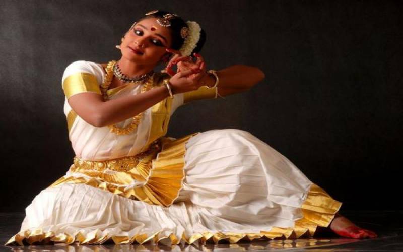 Mohiniyattam Kerala India