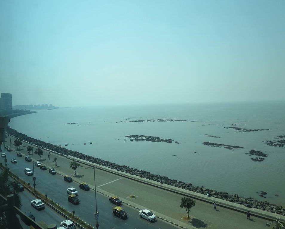 Things to do in Marine Drive of Mumbai, Nightlife, Information, Photos