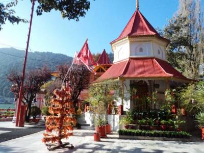 Travel Guide Naina Devi Temple Nainital Uttarakhand