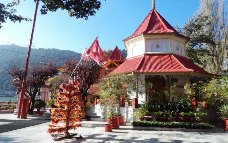 Naina Devi Temple Nainital Uttarakhand
