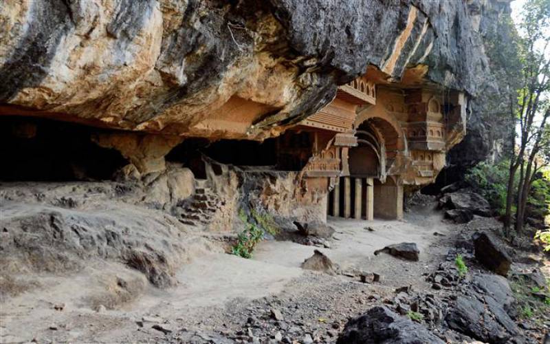 kondana caves trek time