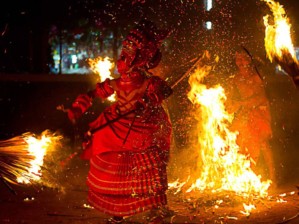 Theyyam Folk Dance, Costume, History, Style, Festival & Origin