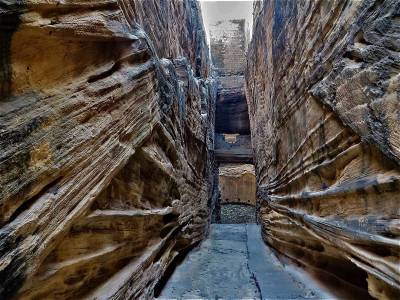 Travel Guide Adi Kadi Vav Junagadh