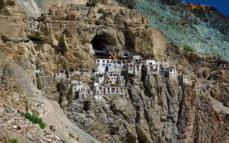 Phugtal Gompa