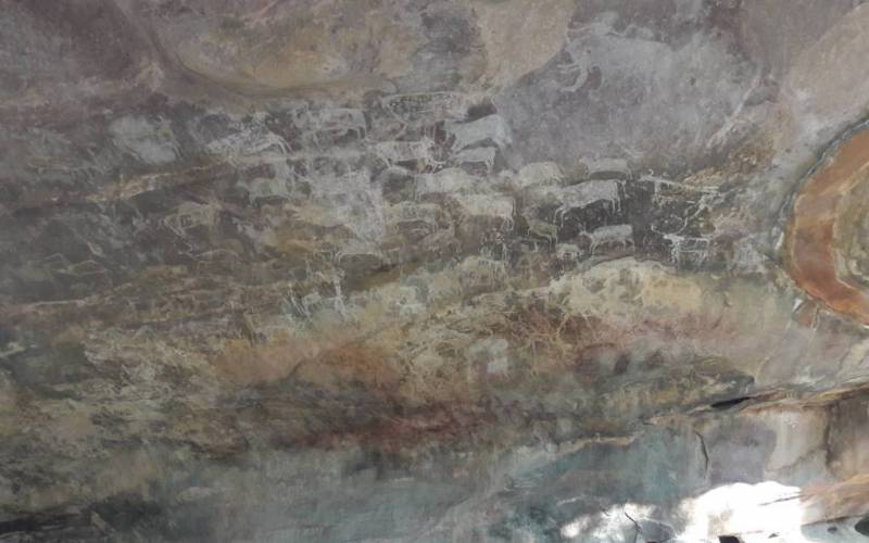 Bhimbetka Rock Shelters cave paintings