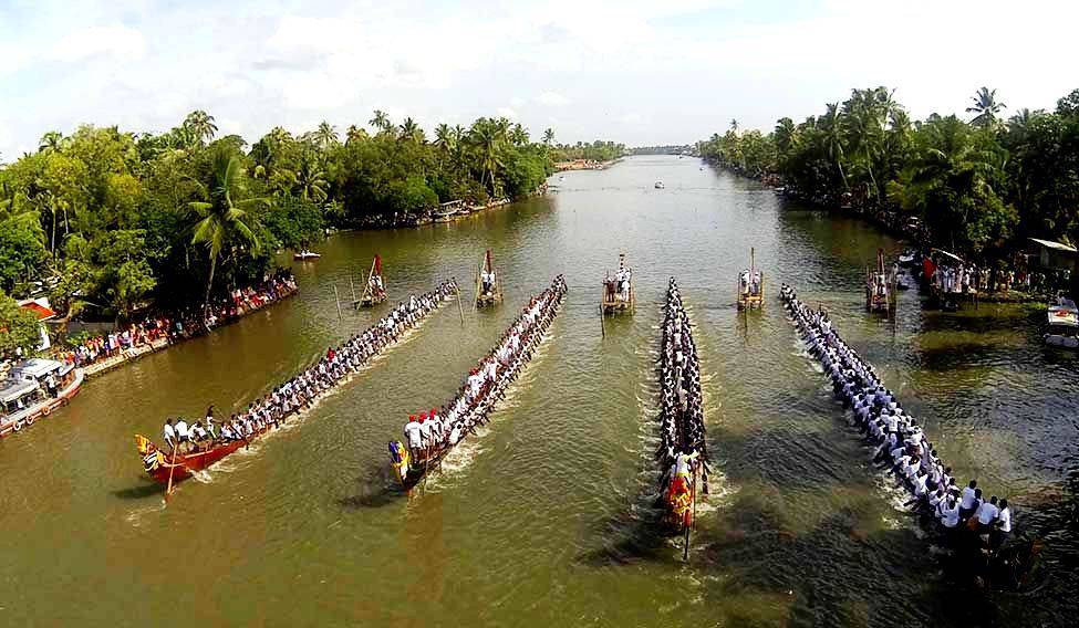 nehru-trophy-boat-race-kerala-tourist-attractions-activities