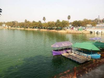 Kankaria Lake Ahmedabad, History, Timings, Entry Fee, Images