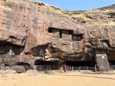 Travel Guide Karla Caves
