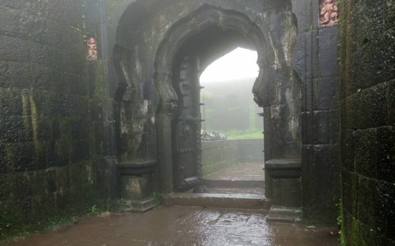 Lohagad Fort Pune