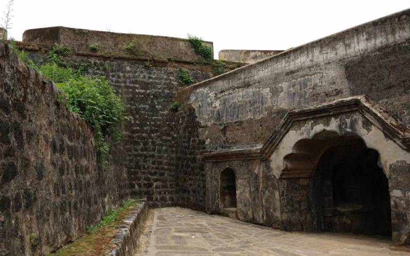 Manjarabad Fort Hassan