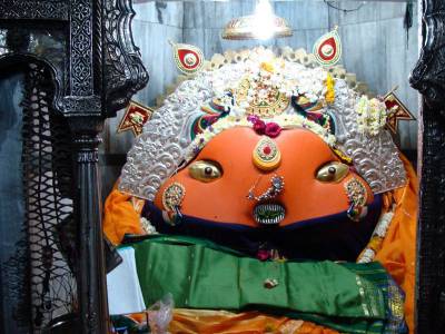 Travel Guide Yogeshwari Devi Temple Beed