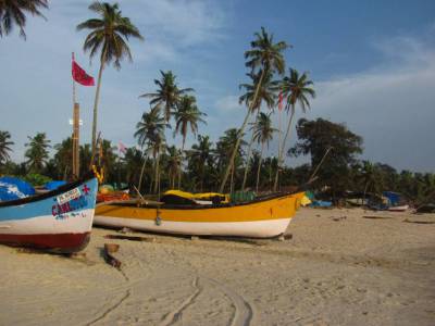 Travel Guide Betalbatim Beach