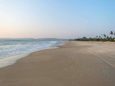 Travel Guide Cansaulim Beach Goa