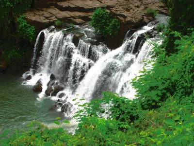 Travel Guide Napne Waterfalls Sindhudurg