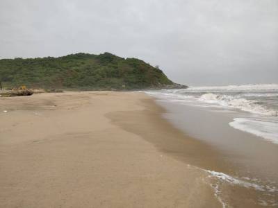Travel Guide Vengurla Beach Malvan