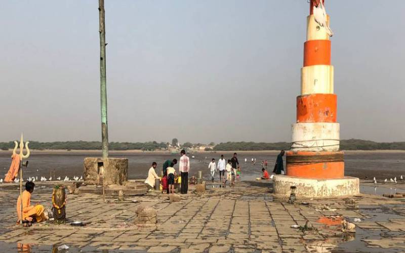 Nishkalank Mahadev Temple Bhavnagar, History & Timings