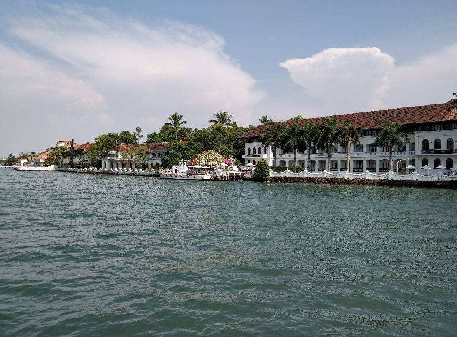 Kochi Fort Ernakulam, Beach, History, Images, Things to do