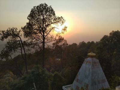 Travel Guide Ram Mandir Ranikhet