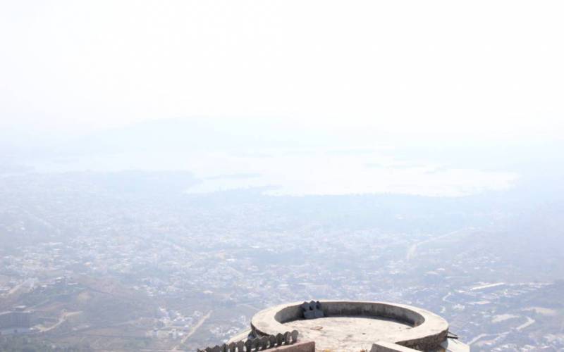 Monsoon Palace - a hill top view