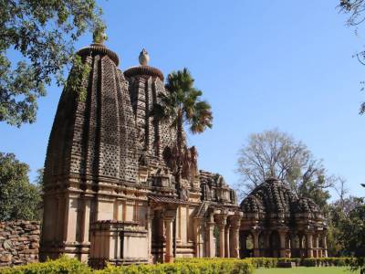 Travel Guide Baroli Temples Complex