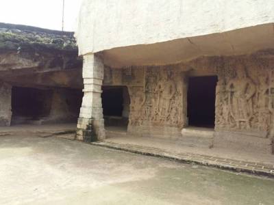 Travel Guide Khambhalida Caves Rajkot