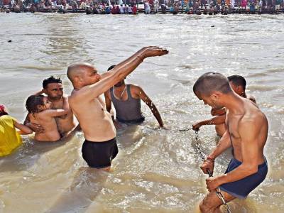 Travel Theme - Pitru Paksha