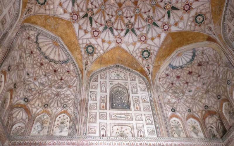 Khusro Bagh Prayagraj