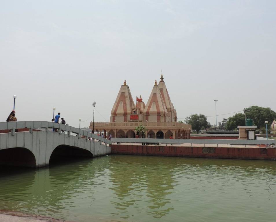 Brahma Sarovar Kurukshetra, history, best time to visit, facts